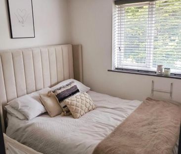 2 bedroom semi-detached house to rent - Photo 3