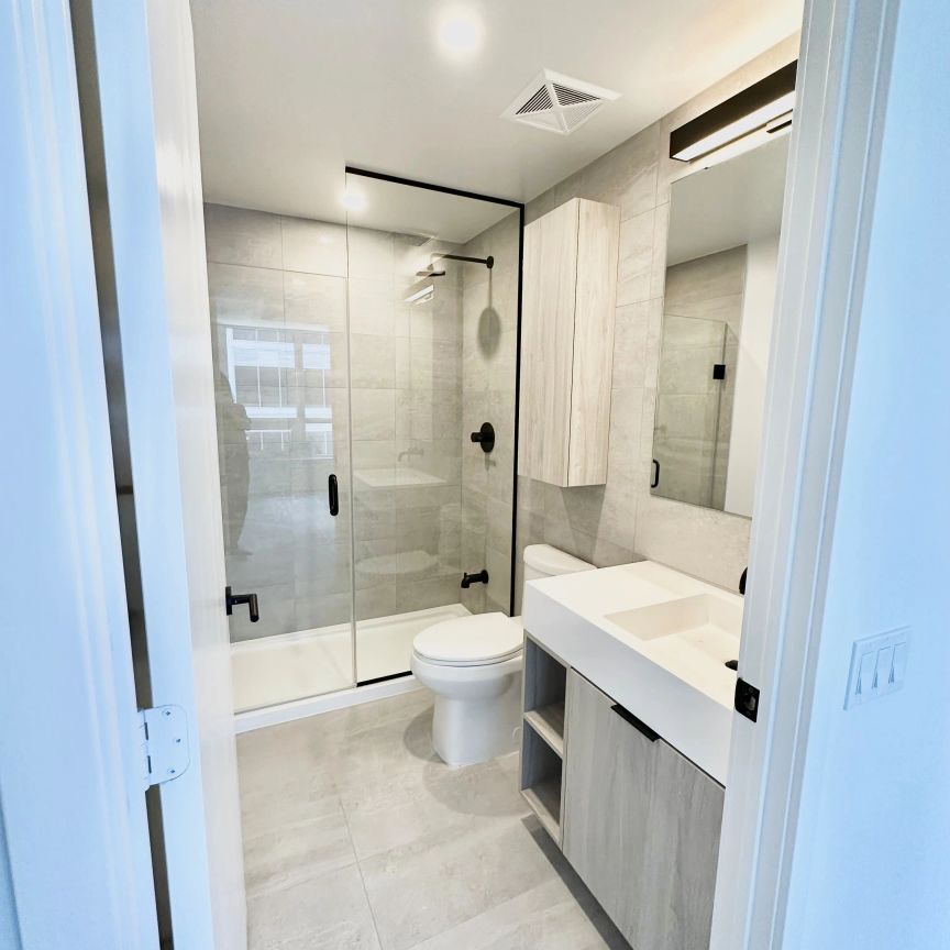 108 Peter Street #4 - Photo 1