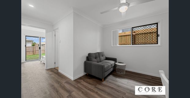 MODERN, FULLY FURNISHED, DESIGNER APARTMENT – BILLS INCLUDED! - Photo 1