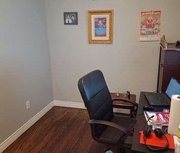 For Lease - 49 Athlone Avenue, Brampton, Ontario - Photo 3