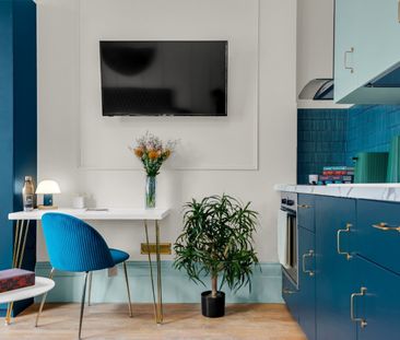 Studio Flat, Eardley Cres, SW5 - Photo 2