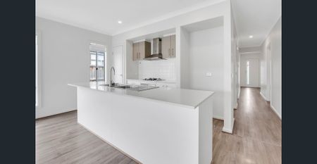 4 Bedroom in Merrifield Estate. - Photo 5