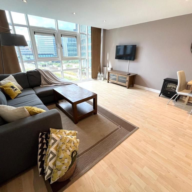 2 bedroom apartment to rent - Photo 1