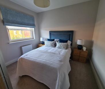 8 Helens Wood Lane, Bangor, BT19 1GE - Photo 5