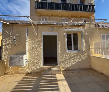 Location Appartement 2 pièces 33m² LE LAVANDOU 83980 - Photo 6