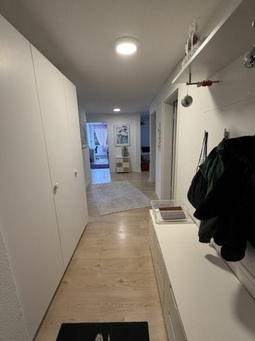 Schöne 4,5Zi Garten-Wohnung mit Sitzplatz - Photo 5