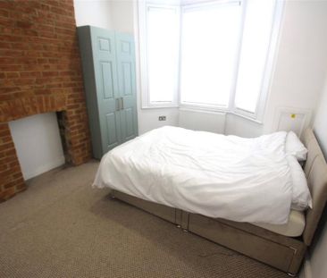 1 bedroom property to rent - Photo 5