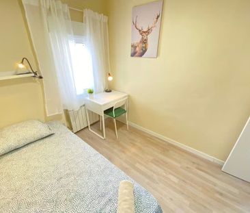 Calle de Caunedo, Madrid, Community of Madrid 28037 - Photo 6