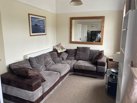 2 Bed Flat, Hotwell Road, BS8 - Photo 2