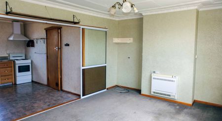 NORTH END PROPERTY - Photo 2