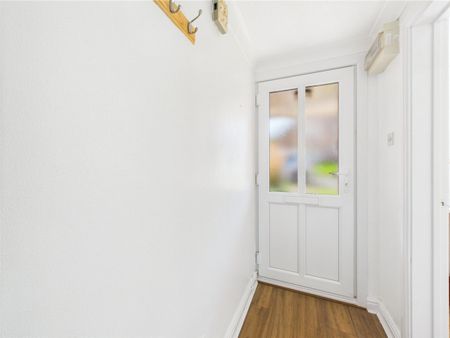 Astcote Close, Heanor, Derbyshire, DE75 - Photo 3