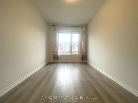 For Lease - 168 Tempel Street, Richmond Hill, Ontario - Photo 1