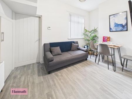 Room 2, 156 Thomas Street, Portadown, BT62 3BD - Photo 2