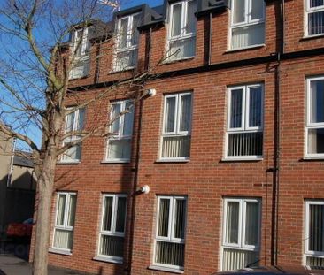 Apt 5 Bloomfield Place, 1a Ravenscroft Street, Belfast, BT5 5BE - Photo 3