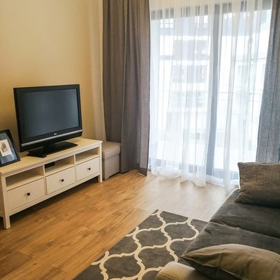 Warszawa, Wilanów, Sarmacka - Photo 1