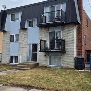 Longueuil, 5 1/2, dans un 5 plex , Libre 1er juin - Photo 2