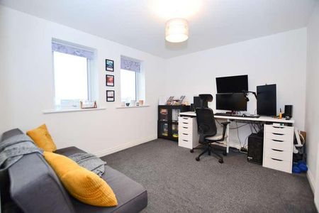 Heron Crescent, Newcastle Great, NE13 - Photo 2