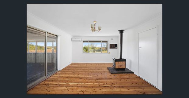 LOCATION! LOCATION! LOCATION! - Photo 1