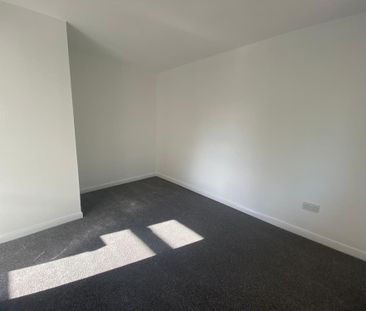 Neston Drive, Nottingham, NG6 - Photo 1