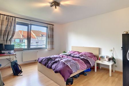 Mooi 3-slaapkamer appartement - Foto 2