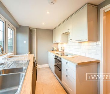 2 bedroom end of terrace house to rent - Photo 5