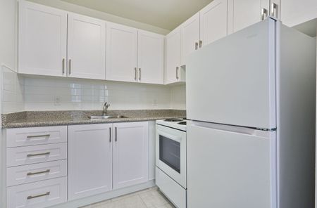For Lease - 50 Cambridge Avenue Unit# 1207, Toronto, Ontario - Photo 4