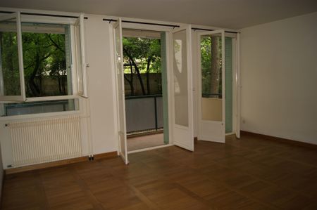 Location Appartement 3 pièces 85m² NIMES 30900 - Photo 4