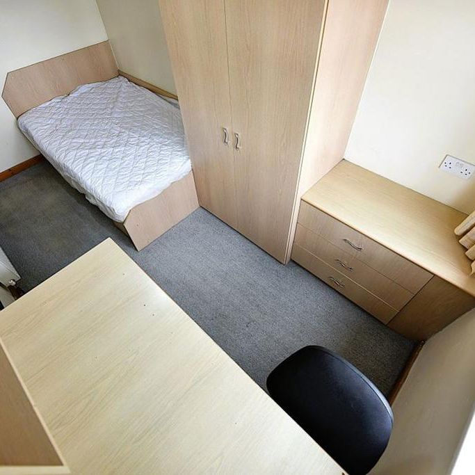 4 bedroom house to rent - Photo 1