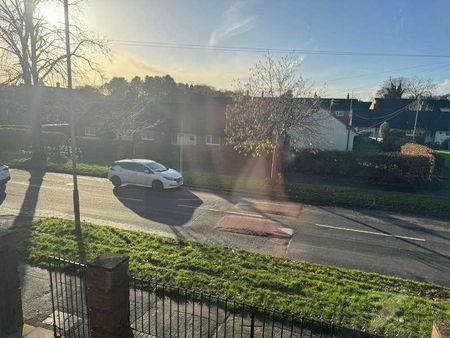 Apt, Belvedere Square, Manchester, M22 - Photo 5