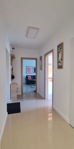 Apartament cu 2 camere si balcon generos in Centrul Civic - Fotografie 4