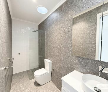 Near New, Architecturally Designed Villa with Spacious Yard - Photo 6