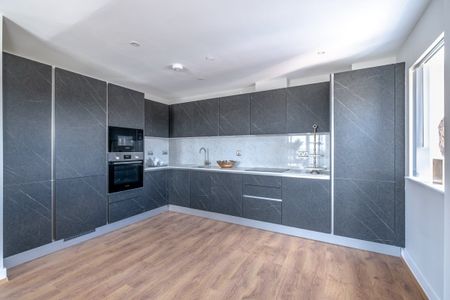 3 bedroom penthouse to rent - Photo 4