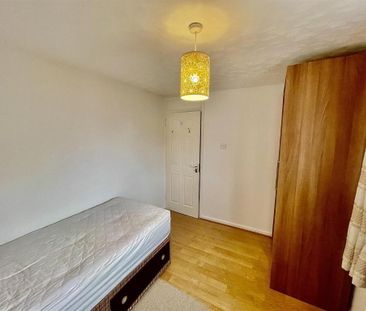 23 Churchill Avenue, Millisle, Newtownards, BT22 2DL - Photo 4