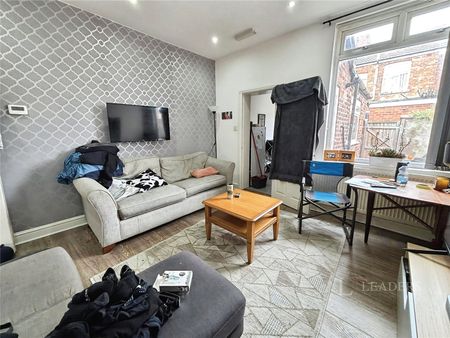 3 bedroom house to rent Lowestoft Street, Manchester, M14 - Photo 2