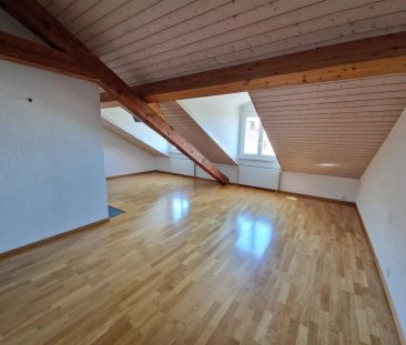 Appartement de 3,5 pièces dans les combles - Foto 2