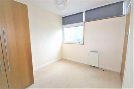3 BED Terraced House To rent - Photo 4