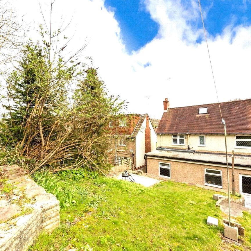 1 bedroom semi-detached house share to rent - Photo 1