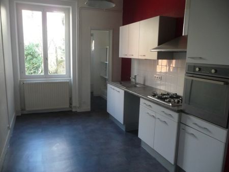 APPARTEMENT T5 A LOUER - Photo 3