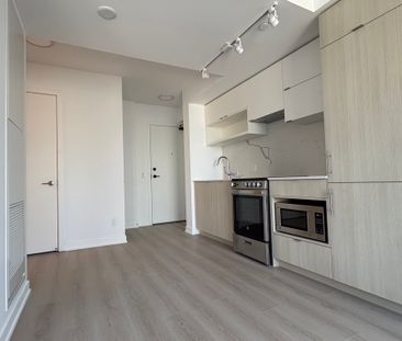 For Lease - 100 Queen Street Unit# 2302, Toronto, Ontario - Photo 3
