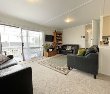 Unit 1, 3 Leith Way, Rothesay Bay, Auckland - Photo 4