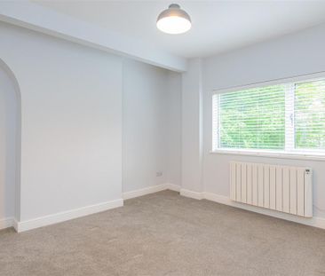 3 bed House - End Terrace To Let - Photo 6