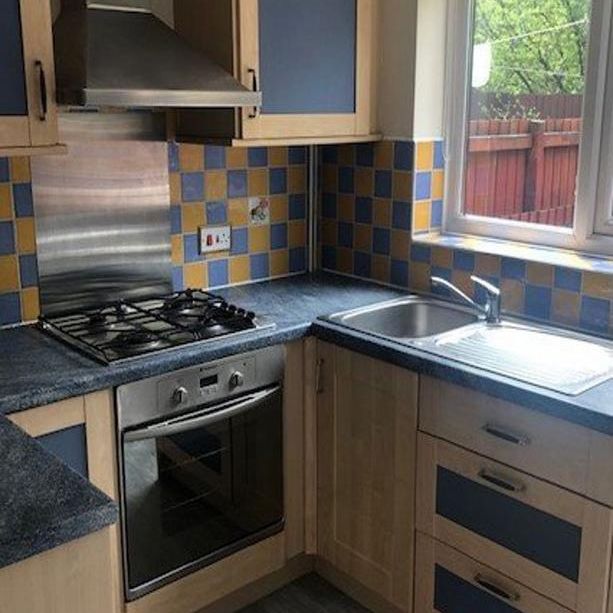 2 bedroom house to rent - Photo 1