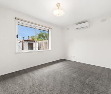 16 Crown Street, Flemington VIC 3031 - Photo 4