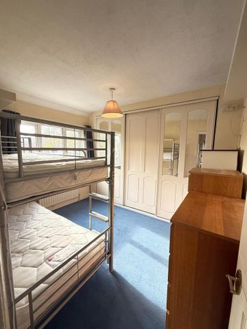 3 bedroom semi-detached house to rent - Photo 5