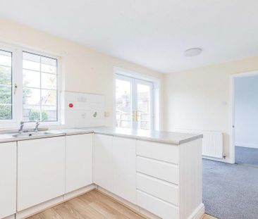 3 bedroom detached house to rent - Photo 4