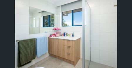 RENOVATED TWO BEDROOM APARTMENT WITH WATER VIEWS - Photo 4