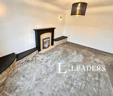 3 bedroom house to rent Monsal Grove, ST1 - Photo 5