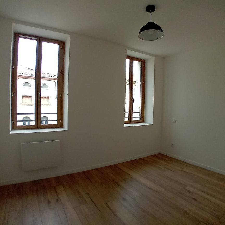 A LOUER CENTRE SIGEAN T2 ENTIEREMENT RENOVE - Photo 1