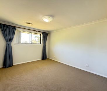 Impressive Family Residence Offering Space, Style and Convenience - Photo 5