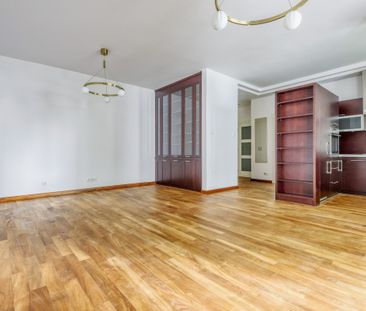 Na wynajem / 2 pokoje / Saska Kępa / bez mebli - Zdjęcie 1